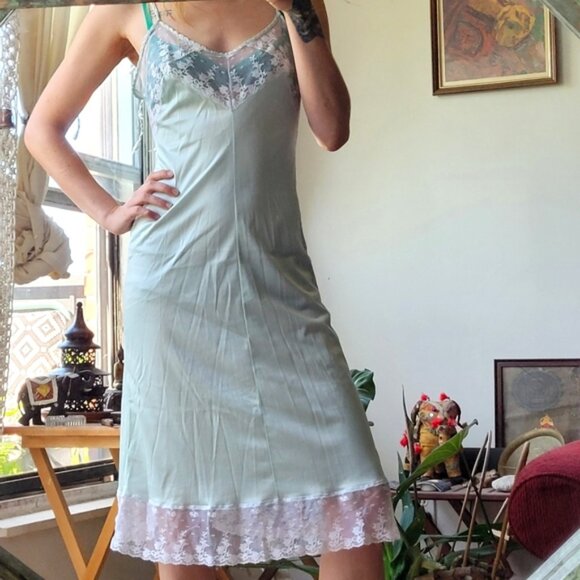 Vintage 70s Janice young for papillon blanc nylon slip nightgown size 36 - Picture 1 of 5